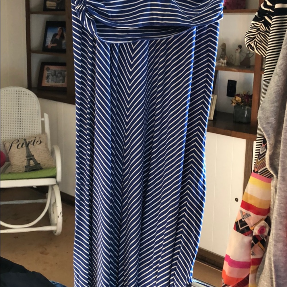 Skirts - Picture 2 of 2